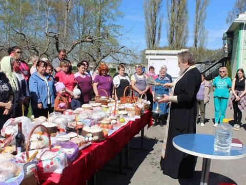 Освящение куличей в санатории «Дубравушка»