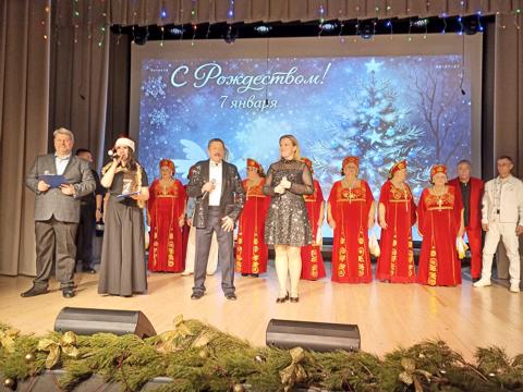Отдыхающие санатория посетили праздничное мероприятие в культурно- спортивном центре с. Погореловка