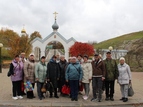 Экскурсионная поездка в Свято- Троицкий мужской монастырь….