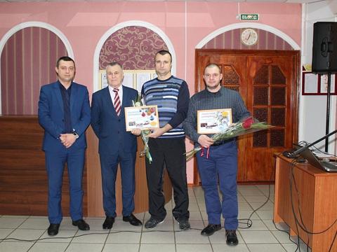 Чествование победителей розыгрыша фото 2