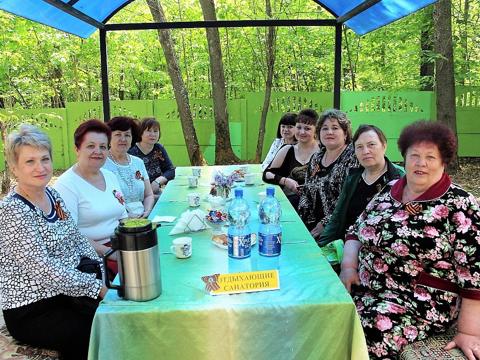 Праздничный концерт, посвящённый 73-й годовщине Победы в Великой Отечественной в фото 2